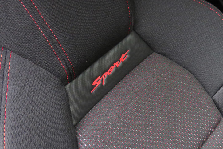 スズキ・スイフトスポーツ（フロントシート）