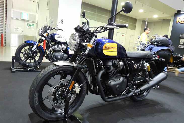 ロイヤルエンフィールドINT650