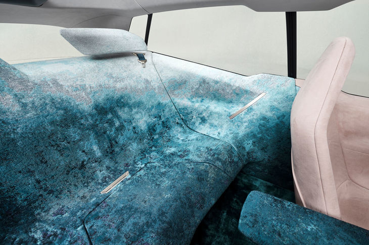 BMWビジョンiNEXT（インテリア）