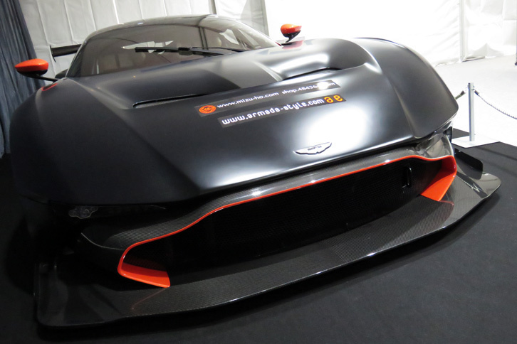 アストンマーティン ・ヴァルカン