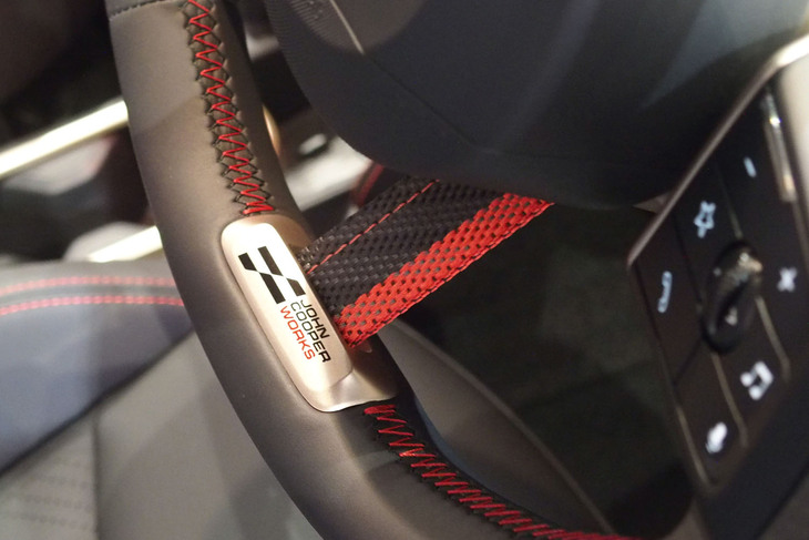 MINIジョンクーパーワークス エースマンE（ステアリングホイール）