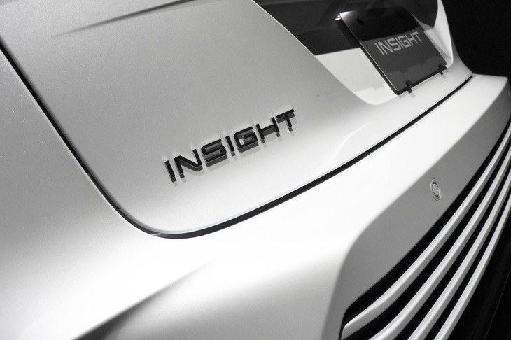 ホンダ・インサイト（「INSIGHT」ロゴ）