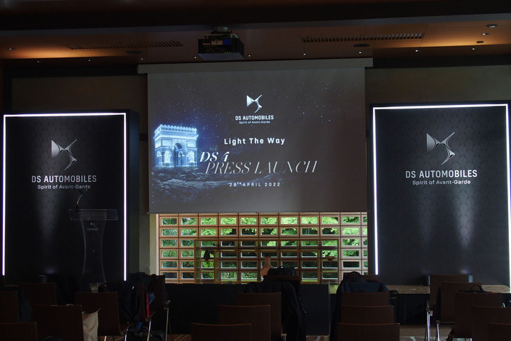 「DS 4」の発表イベントの様子。