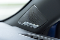 BOSEのサウンドシステムも標準で装備。9スピーカーによってぜいたくなサウンドを味わえる。