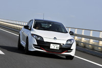 ルノー・メガーヌ ルノースポール（FF/6MT）【試乗記】