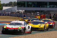 ルマン24時間レースには、市販車両をベースとしたGTマシンも多数出場。熱い戦いを繰り広げた。