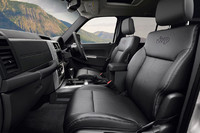 「ジープ・チェロキー」の2011年モデル発売の画像