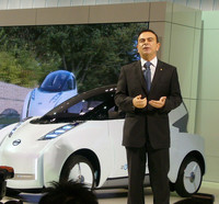 「ゼロエミッションへのアクションを実行するのは、まさにいまなのです」。ゴーン社長のプレスカンファレンスに力が篭る。