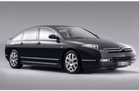 シトロエンのフラッグシップサルーン「C6」ドイツ勢に一矢報いるか？の画像