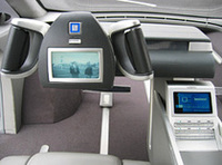 センターパネルに、P-R-N-Dのシフトスイッチがある。