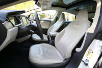 テスラ・モデルS シグネチャー パフォーマンス（RR/1AT）【試乗記】の画像