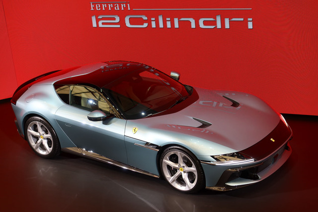 フェラーリ12チリンドリ 内装・外装など78枚 【画像・写真】 - webCG
