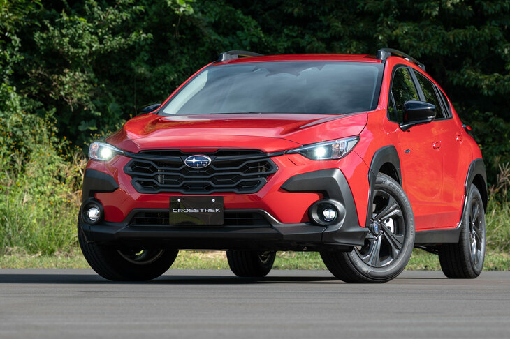 スバルの新型車「クロストレック」。クロスオーバーモデル「XV」の後継車種にあたり、日本では2022年12月1日に正式発表された。