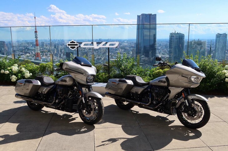 2023年型「ハーレーダビッドソンCVOストリートグライド／CVOロードグライド」の発表会は、東京・虎ノ門ヒルズの展望フロアで行われた。
