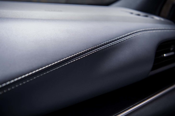 日産キャシュカイ（ダッシュボード＜助手席前方＞）