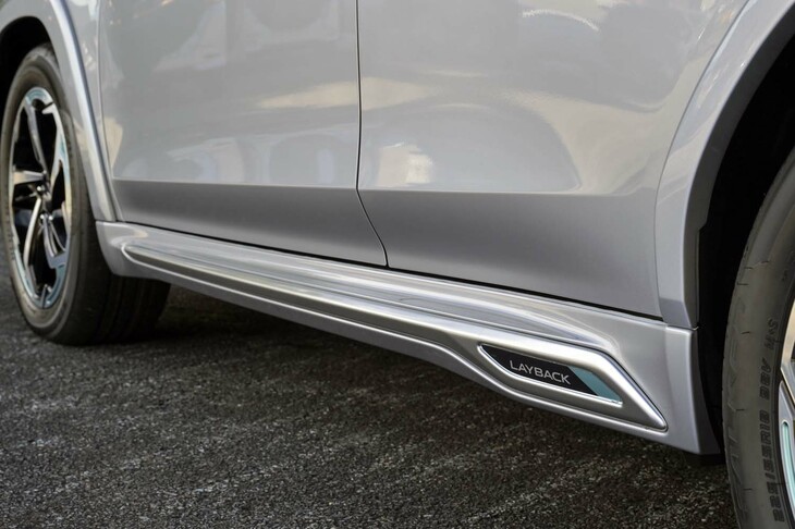 スバル・レヴォーグ レイバック用品装着車（サイドスカート）