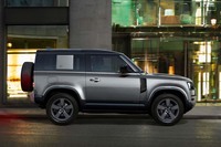 ディフェンダー90 X-DYNAMIC