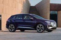 アウディの「Q4 e-tron」「Q4スポーツバックe-tron」によりパワフルな仕様の「45 e-tron」が登場の画像