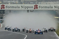 Fニッポン、2ヒートレースでライアン初優勝