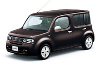 森をイメージした内装の「日産キューブ」発売