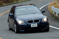 BMW 525ツーリング Mスポーツパッケージ（6AT）