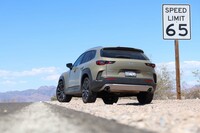 「CX-50」のアメリカ国内でのスタート価格は2万6800ドル。かの地の「CX-5」（2万6250ドルから）と、ほぼ同等となっている。