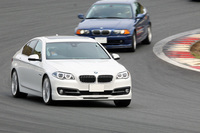 BMWアルピナといえばブルーやグリーンが定番だが、この日は他にもさまざまな色の車両が見受けられた。