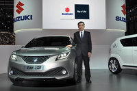 スズキがコンセプトカー「iK-2」「iM-4」発表【ジュネーブショー2015】