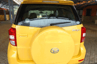 写真をクリックするとシートが倒れるさまが見られます。
	 