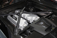 ミドシップ搭載される自然吸気の5.2リッターV10直噴エンジン。