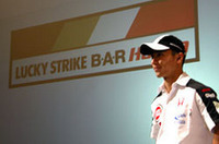 佐藤琢磨、2004年はBARホンダでF1復帰！の画像