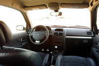 ルノー・ルーテシアルノースポール2.0ルノーF1チームリミテッドエディション（5MT）【試乗記】の画像