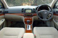 トヨタ・プレミオ1.5F“Lパッケージ”（FF／4AT）【ブリーフテスト】の画像