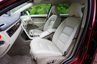 ボルボV70 2.5T LE（FF/6AT）【試乗記】の画像