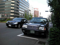 銀座で。「クラウン・スーパーデラックス」のタクシー。
