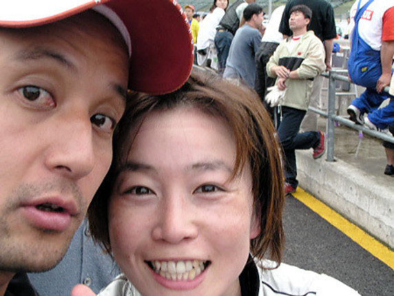 チームメイトの飯田裕子さんとツーショット。