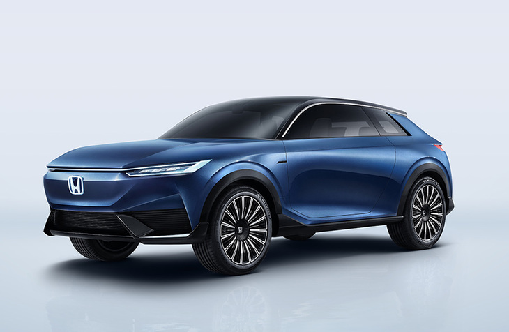 2020年9月の北京モーターショーで公開された、コンセプトカー「SUV e:concept」。ホンダの量産型EVの方向性を示すモデルとされていたが、いま見てみると、新型「ヴェゼル」に似ている。