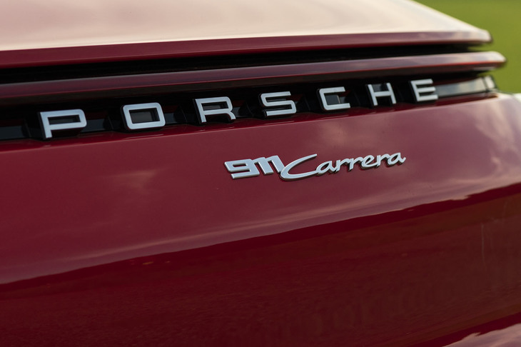 日本でも2019年8月末に注文受け付けが始まった「ポルシェ911カレラ」。納車は2020年初頭から始まる見込み。