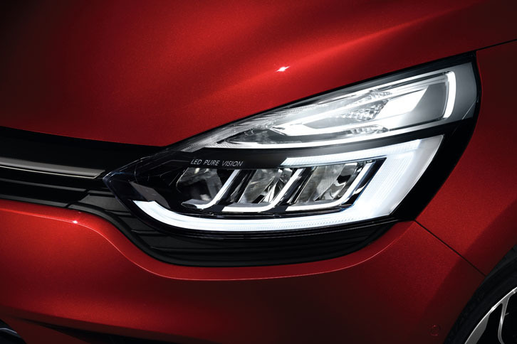 「インテンス」と「ゼン」では、ヘッドランプにフルLEDを採用する。