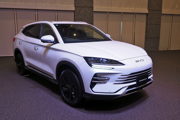 BYDシーライオン6（フロントビュー）