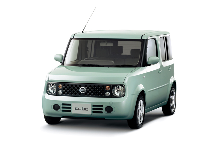 海外でも高い評価を受けた2代目「日産キューブ」（2002-2008年）。気をよくした日産は、3代目でキューブのグローバル展開に乗り出すが……結果はいまひとつだった。