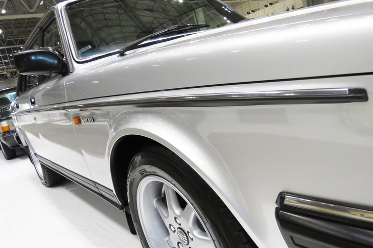 ボルボ240GLセダン（1987年）／クラシックガレージ