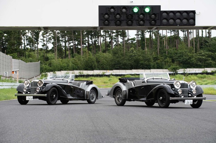 写真左のナンバー「1937」の車両がレストアモデルで、同右のナンバー「2020」の車両がコンティニュエーションモデル。