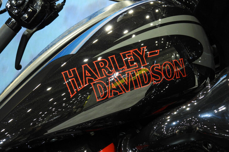 ハーレーダビッドソンCVOロードグライドST