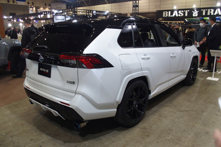 トヨタRAV4 PHEV-SPORTY PKG