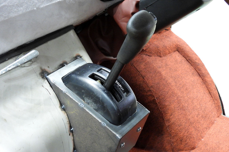 ベッドフォードCAドーモビル（1961年）／Classic Camper Japan by RANGERS