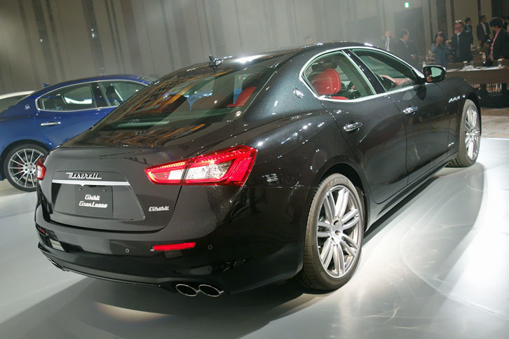 マセラティ・ギブリ グランルッソ