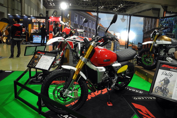 ファンティック・キャバレロ スクランブラー500