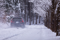 「XC60リチャージプラグインハイブリッドT8 AWDインスクリプション」のWLTCモード燃費値は12.6km/リッター。今回の試乗では、ボルボのスタッフが行った前日の移動を含め約320kmを走行し、燃費は8.7km/リッター（車載燃費計計測値）であった。