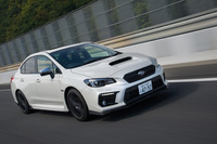 今回の改良では、各ウィンドウの板厚アップや遮音材、吸音材の追加などにより、静粛性の向上が図られた。